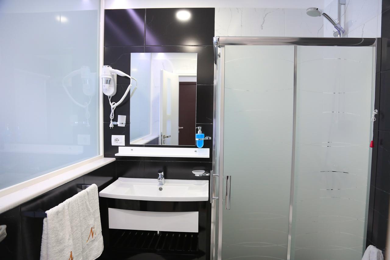 Nomelia Residence B&B Vlorë Esterno foto