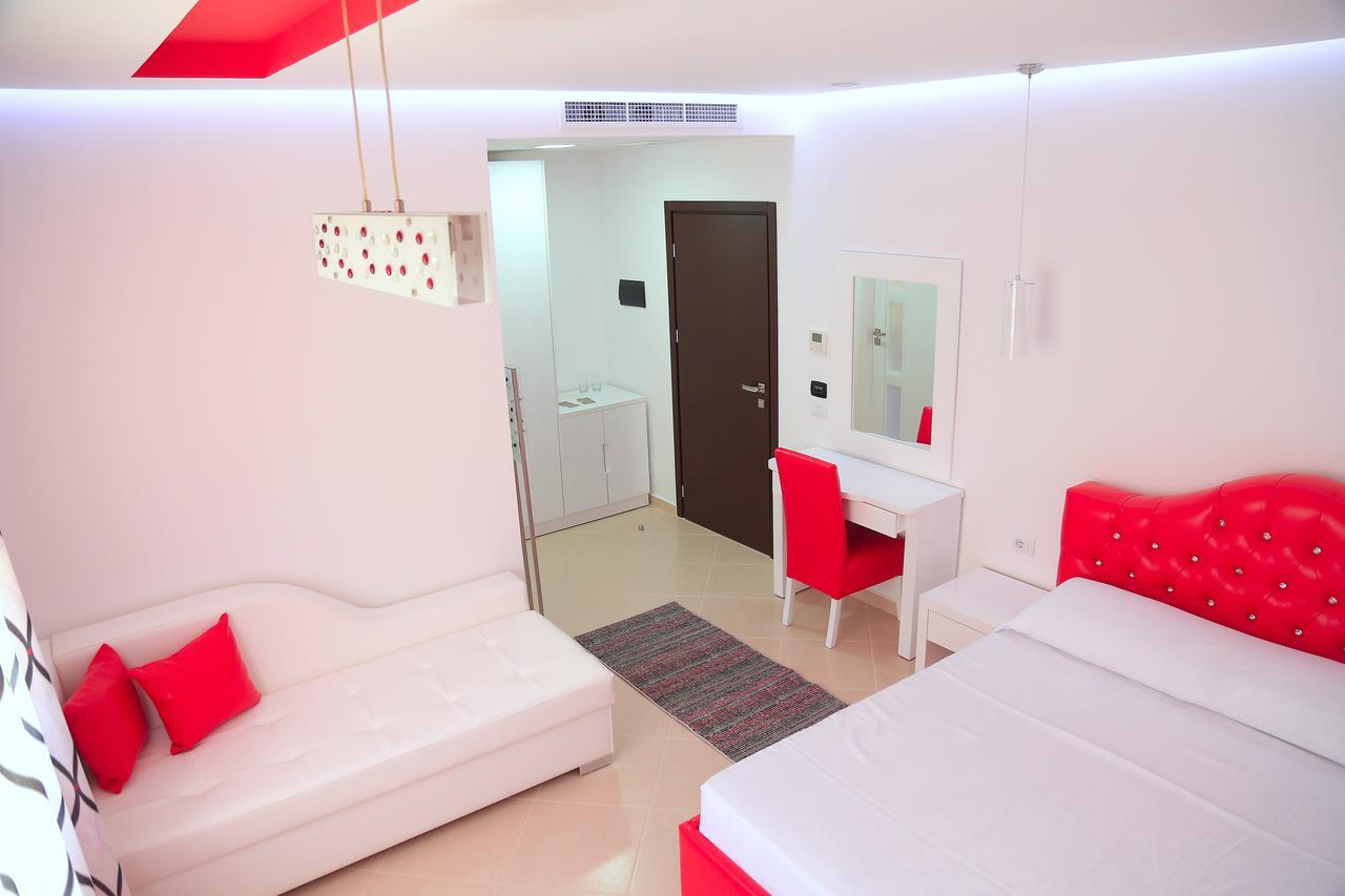 Nomelia Residence B&B Vlorë Esterno foto