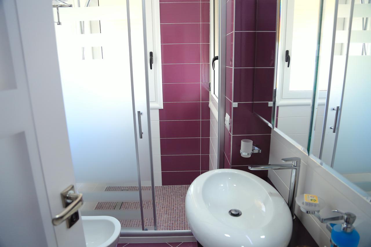 Nomelia Residence B&B Vlorë Esterno foto